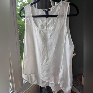 131.H&M White Asymmetrical Relaxed‎ Tank Top